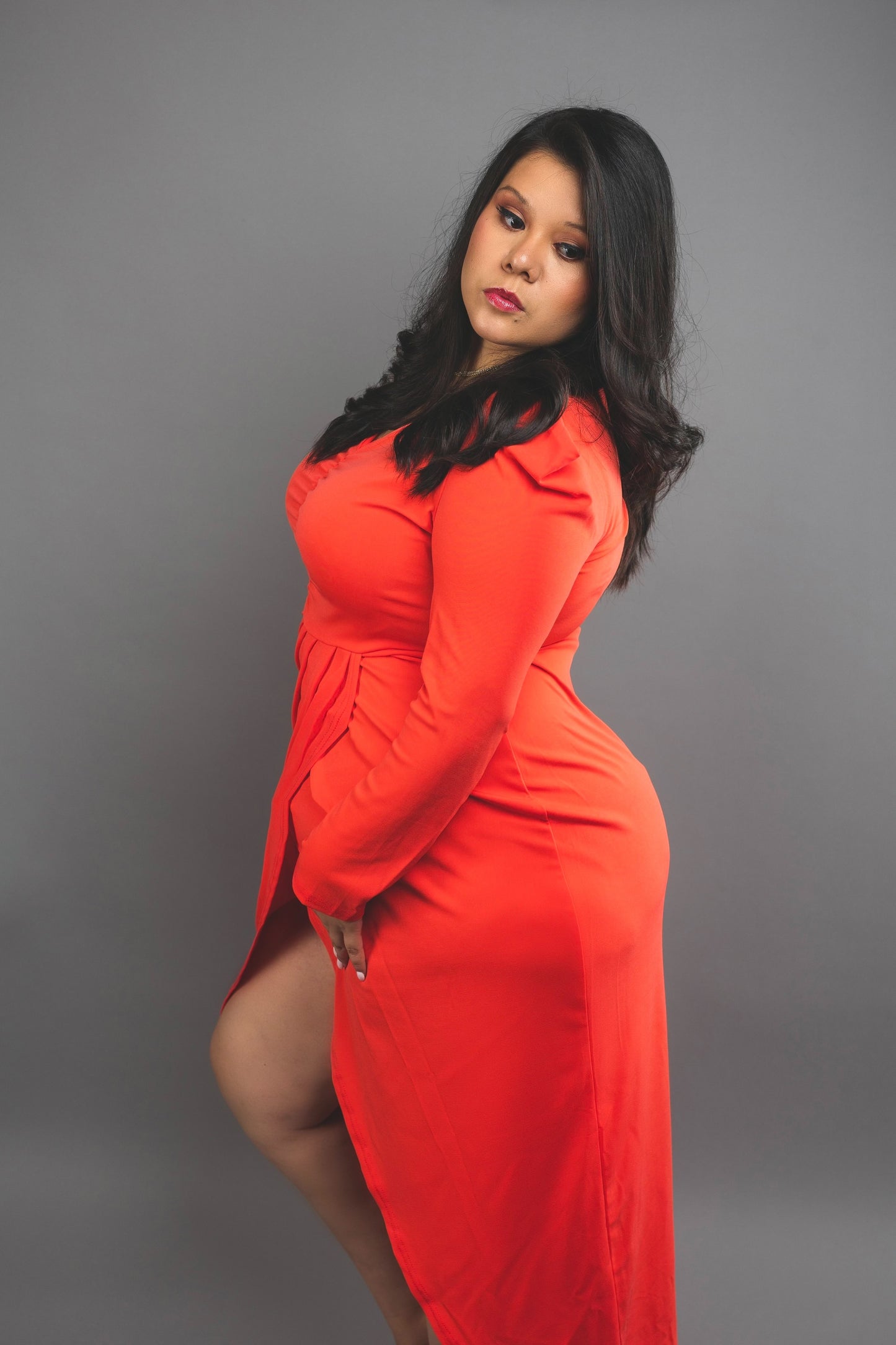 Plus size ruffled long sleeve dress