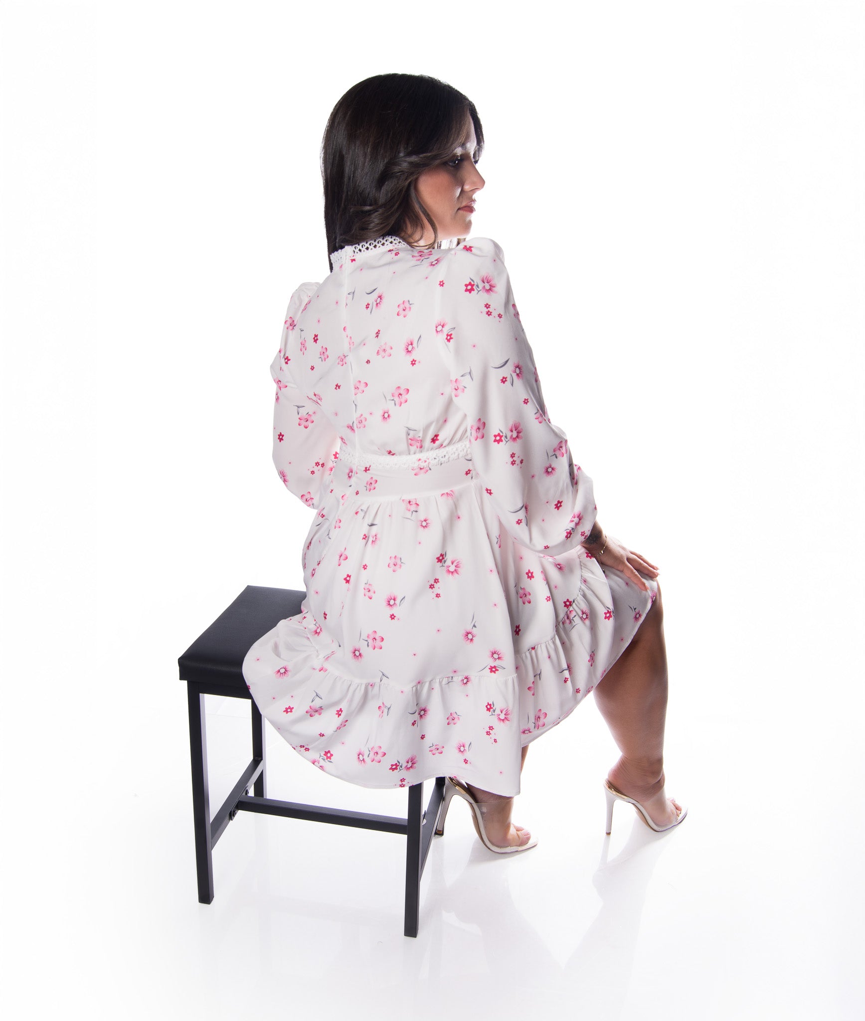 Sweet Floral Lace V-Neck Short Dress